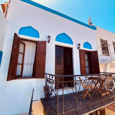 Villa Afroditi Chalki Town エクステリア 写真