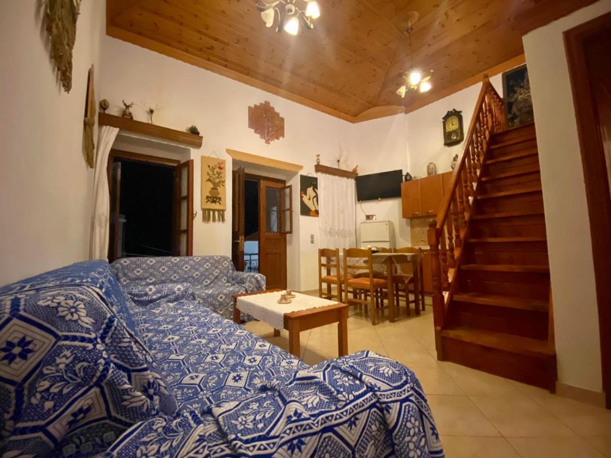 Villa Afroditi Chalki Town エクステリア 写真