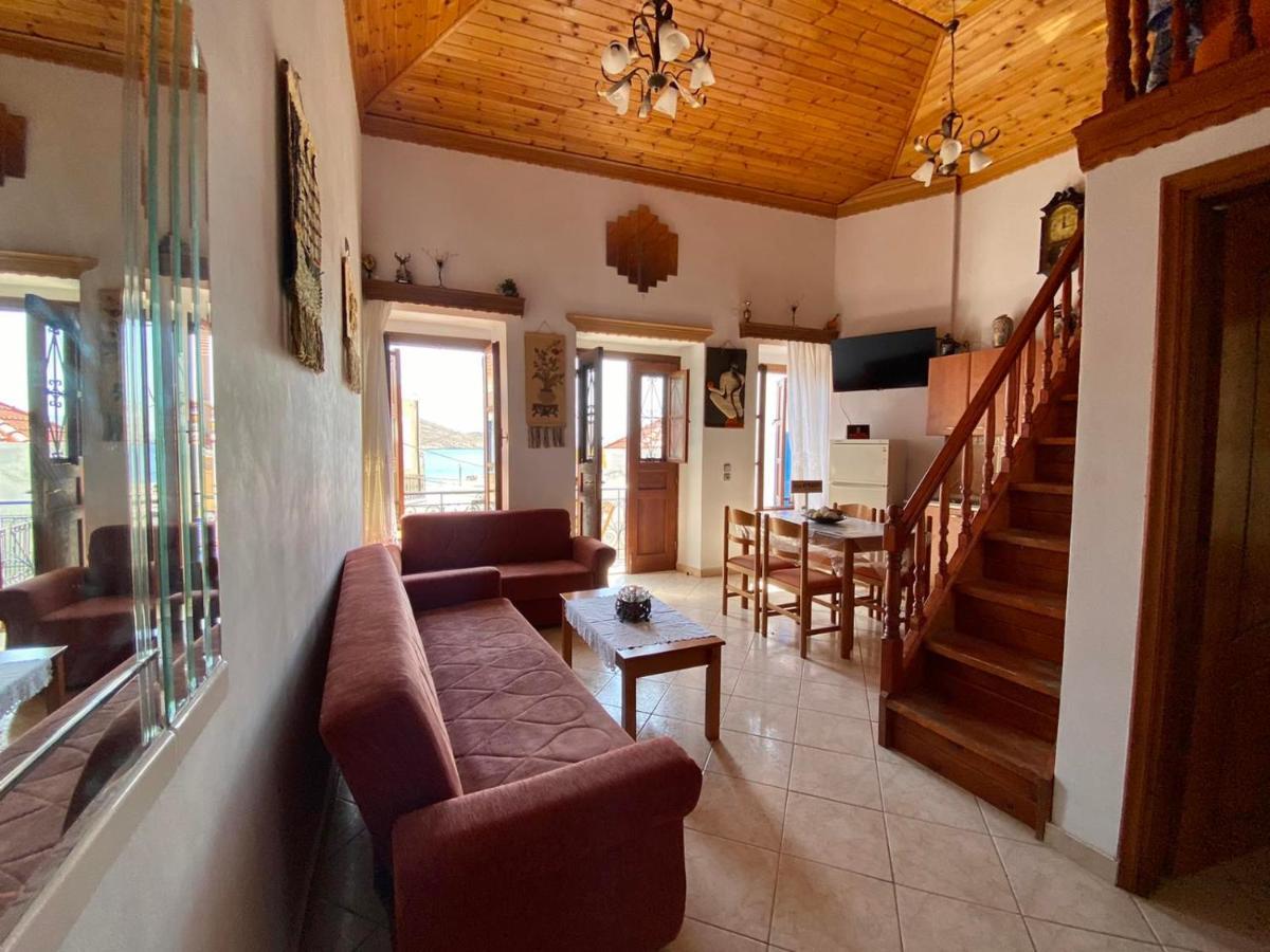 Villa Afroditi Chalki Town エクステリア 写真