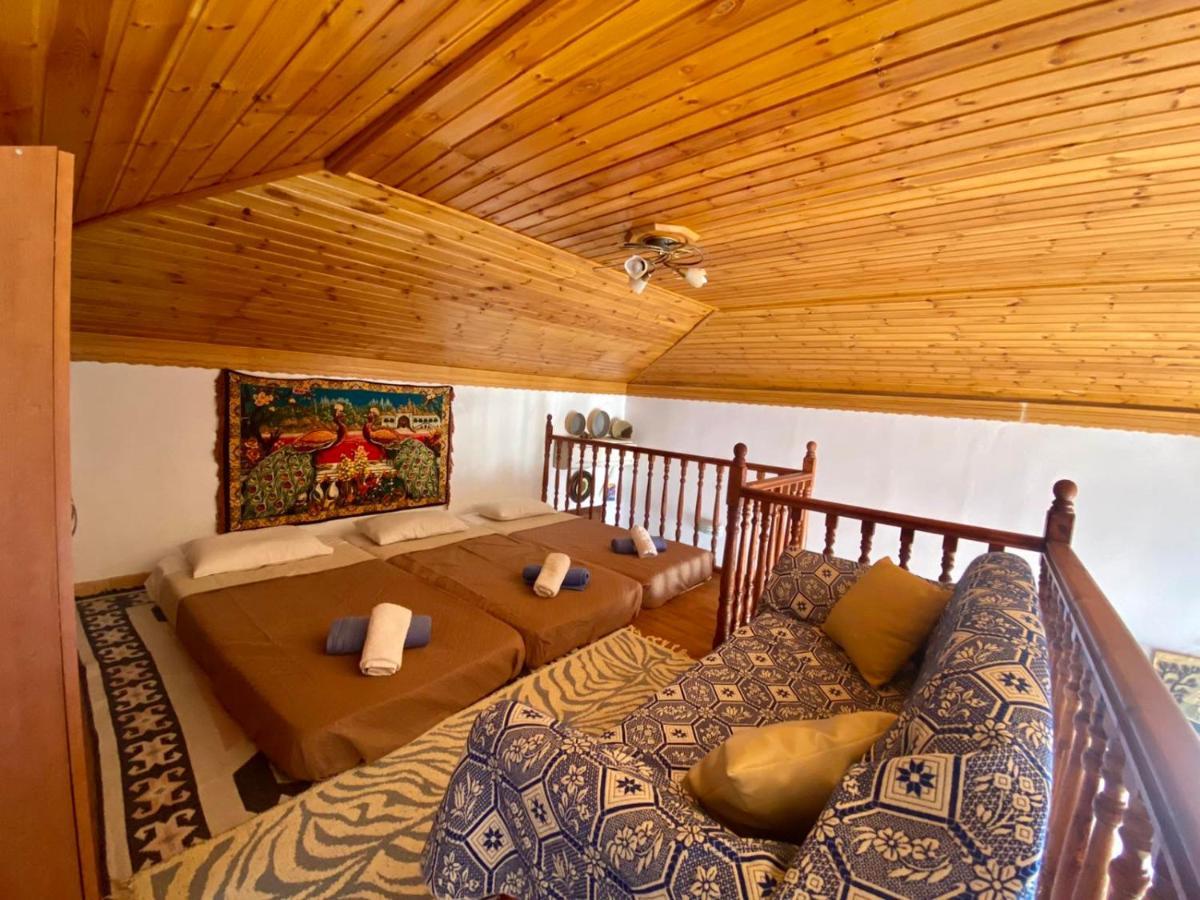 Villa Afroditi Chalki Town エクステリア 写真